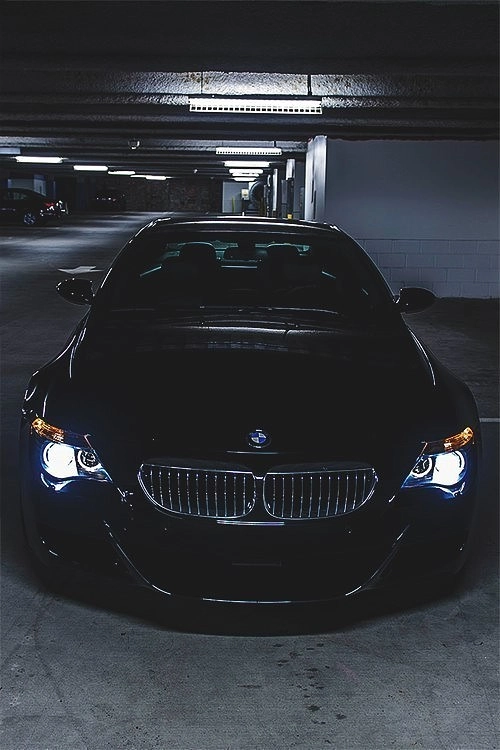 автор