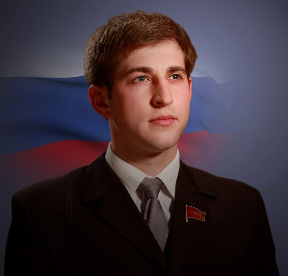 автор