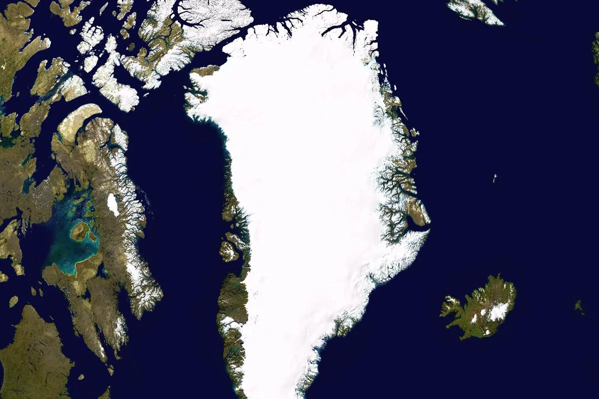 Гренландия со спутника