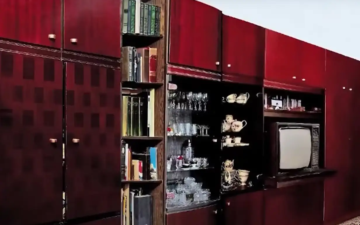 Монолитная «стенка».