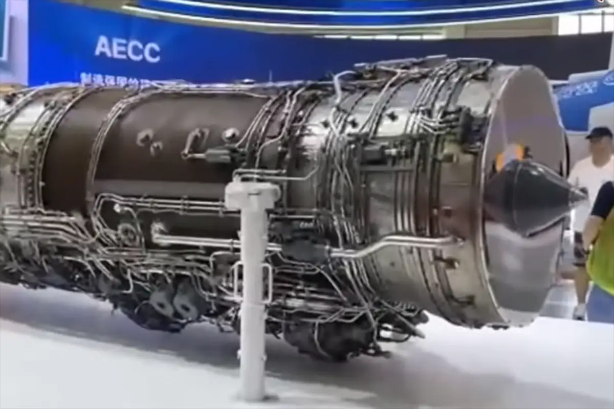 Двигатель WS-10B. 