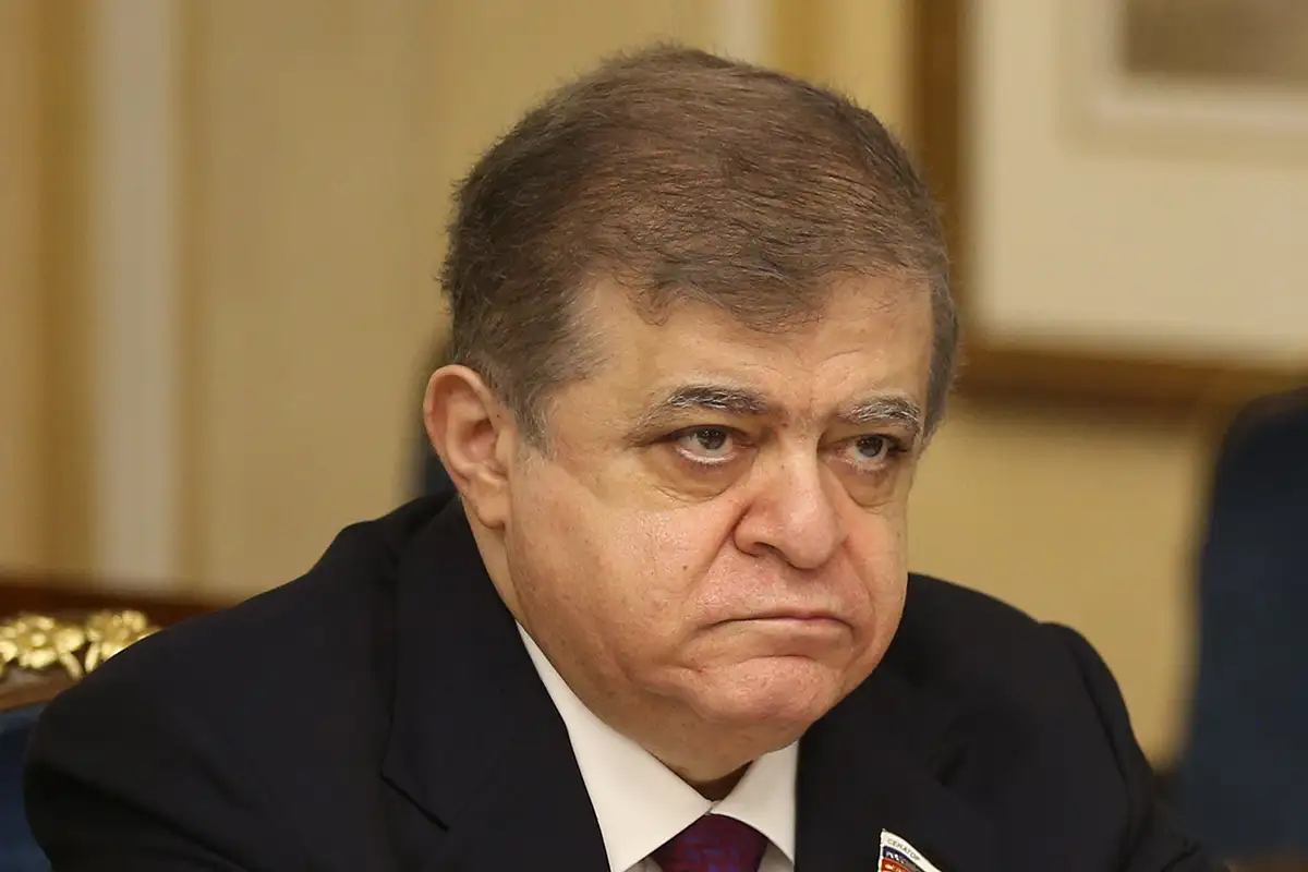 Зампредседателя Комитета Совета Федерации по международным делам Владимир Джабаров. Зампредседателя Комитета Совета Федерации по международным делам Владимир Джабаров.
