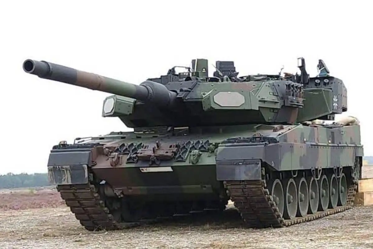 Leopard 2A8. 