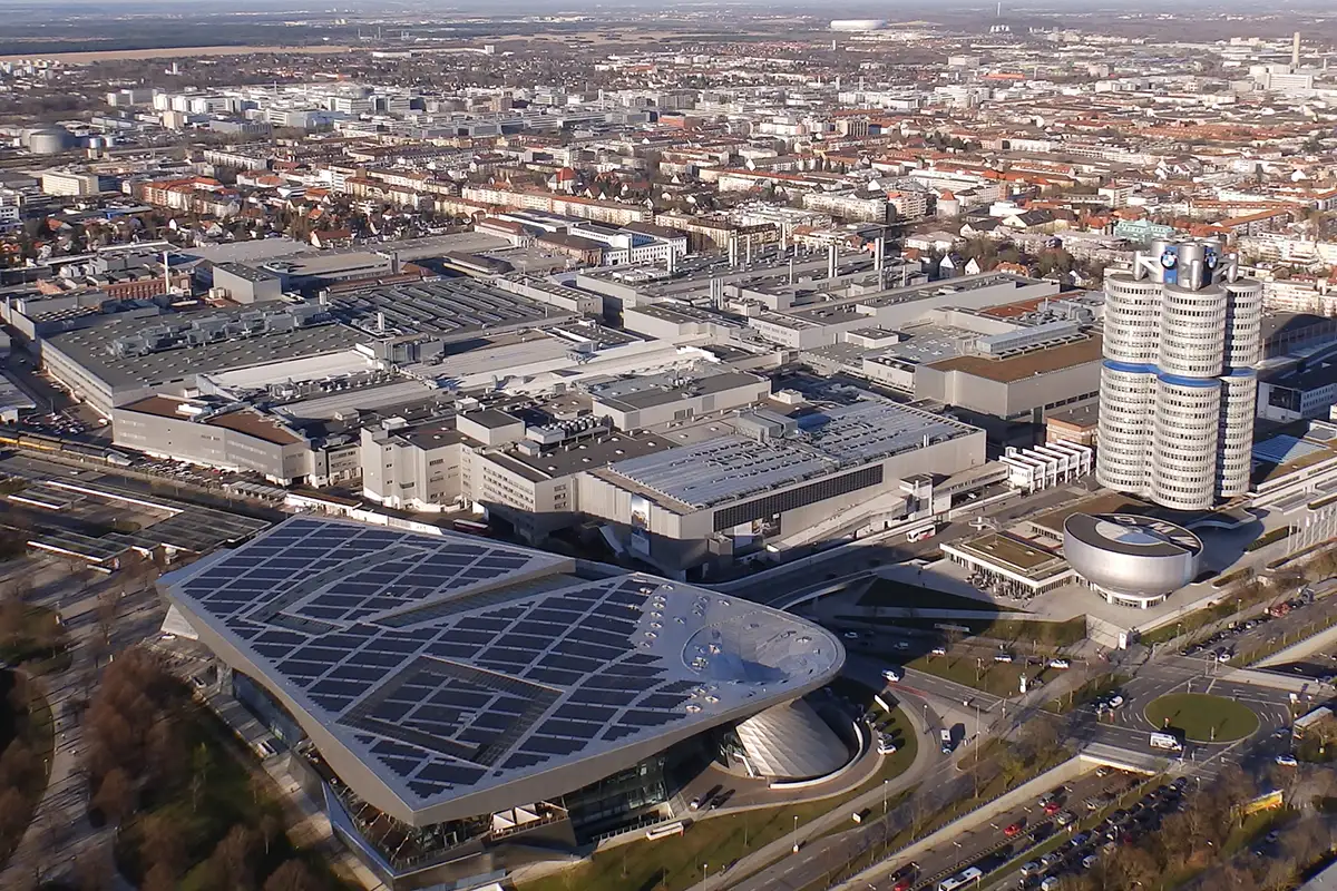 Штаб-квартира BMW в Мюнхене. 