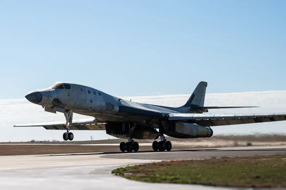 B-1B Lancer. 