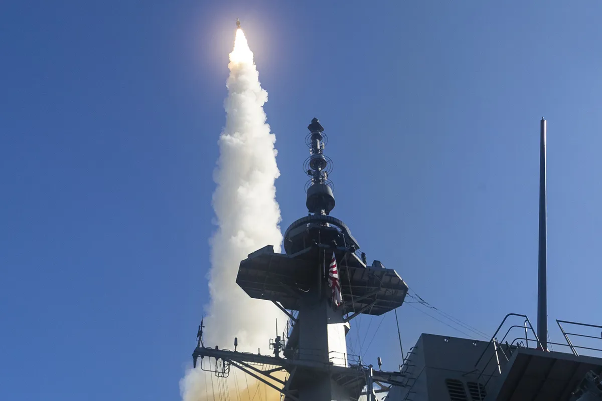 Запуск ракеты SM-3