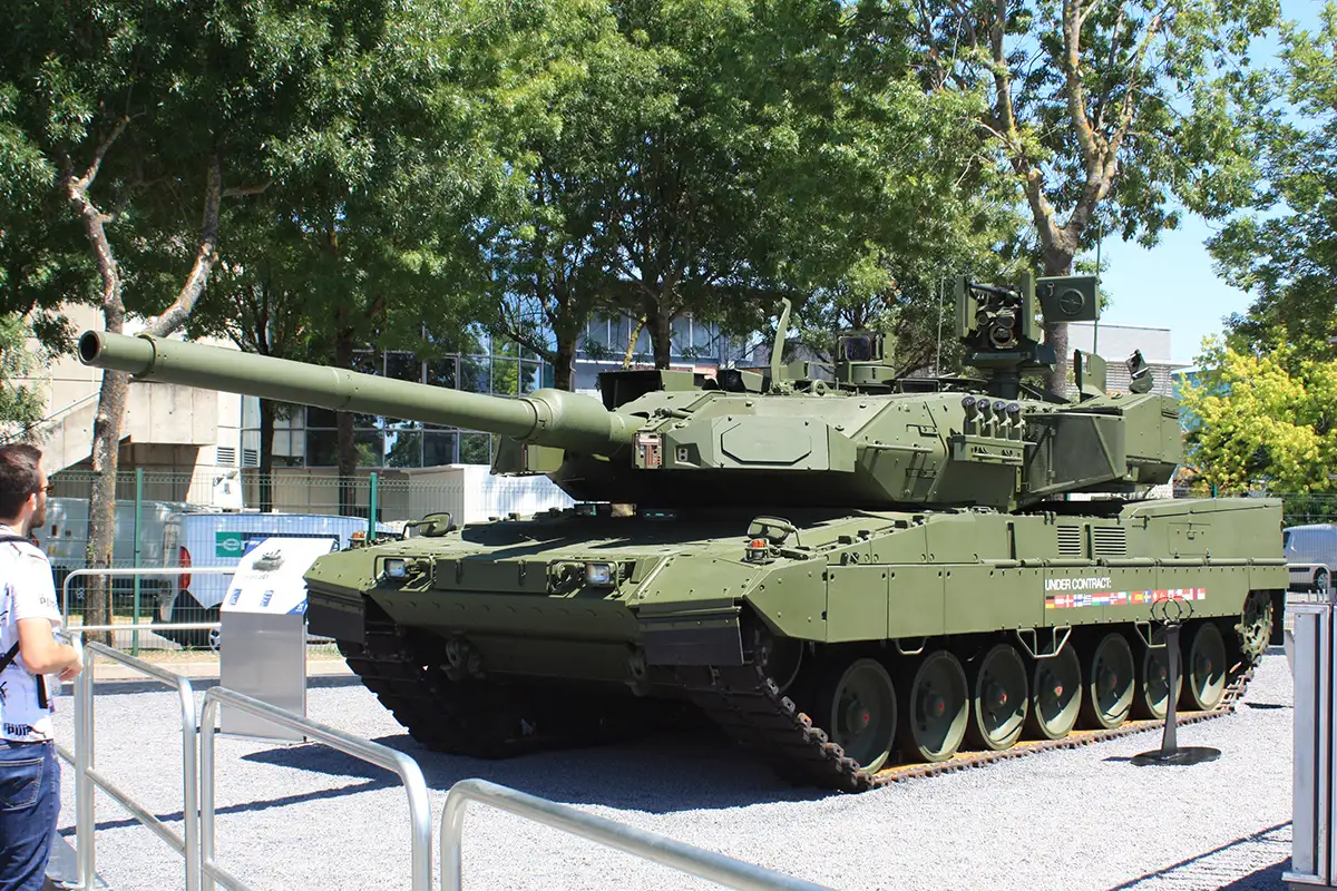 Leopard 2A8. 