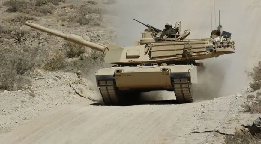 Танк Abrams M1A2.  