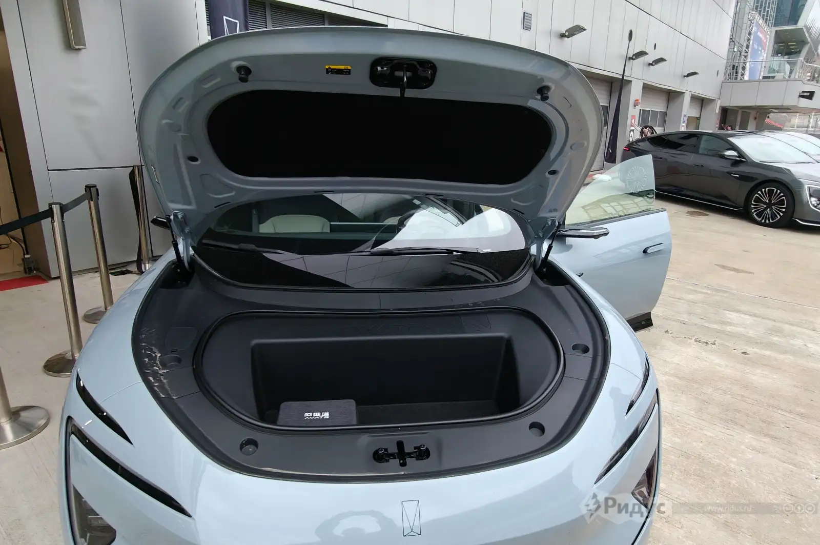 Передний багажник АВАТР 12.