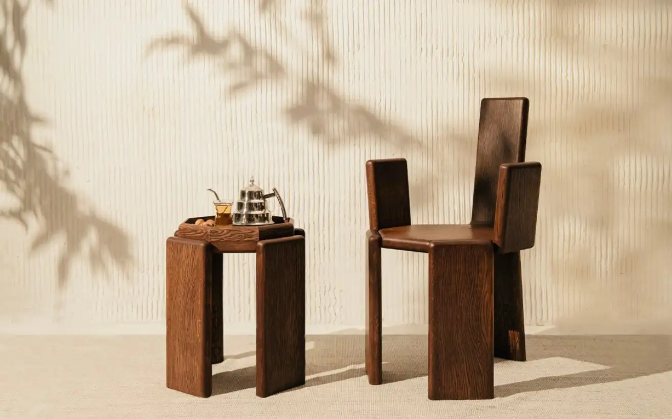 Работа Анны Мочаловой. Коллекция East & West, 2025.