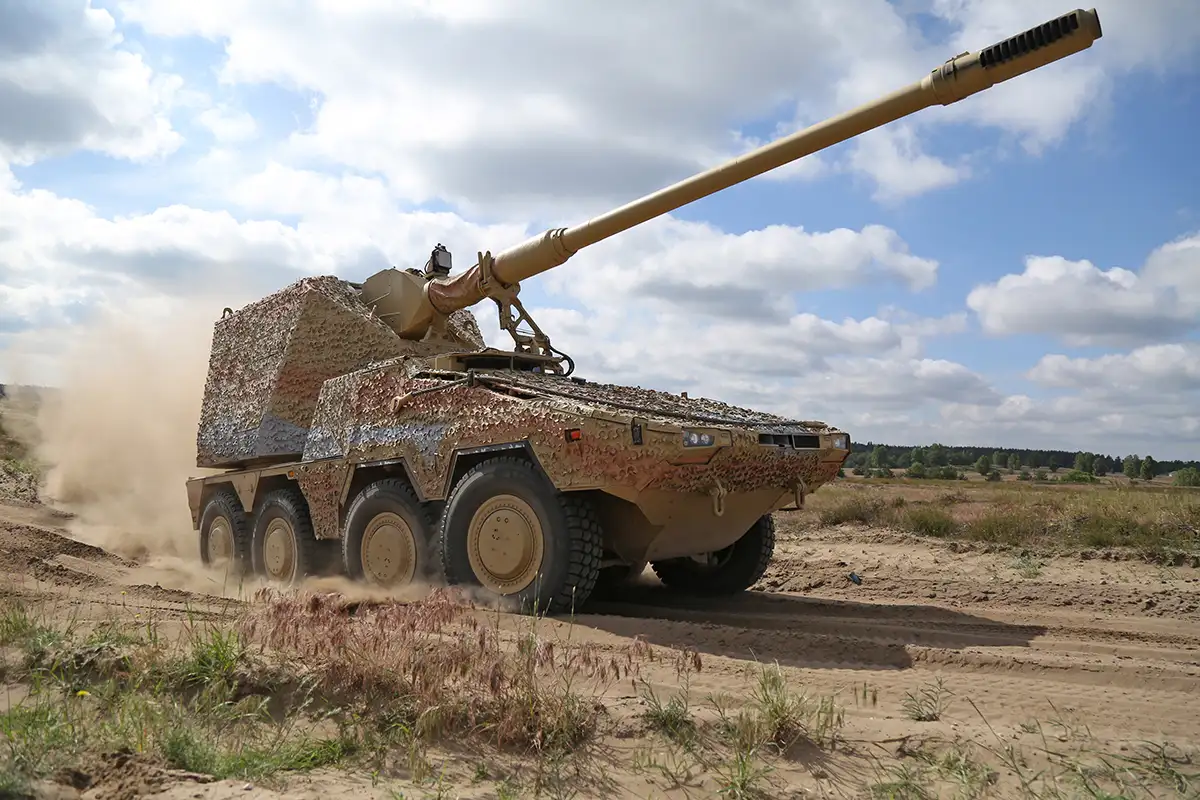 САУ RCH155. 