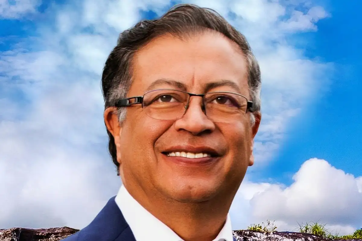 Густаво Петро. 