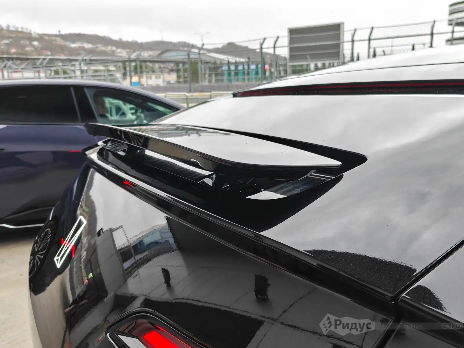 AVATR 12, задний спойлер. 