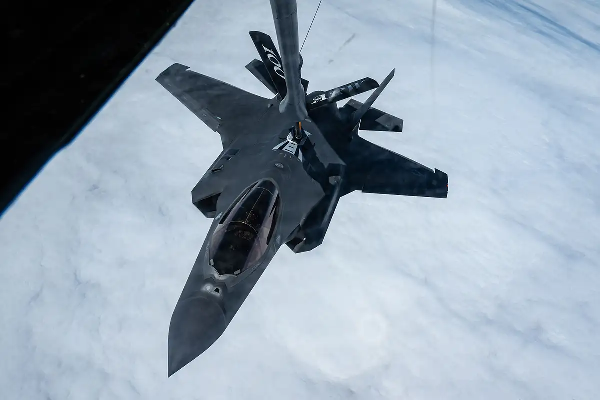 F-35 Lightning ll. 