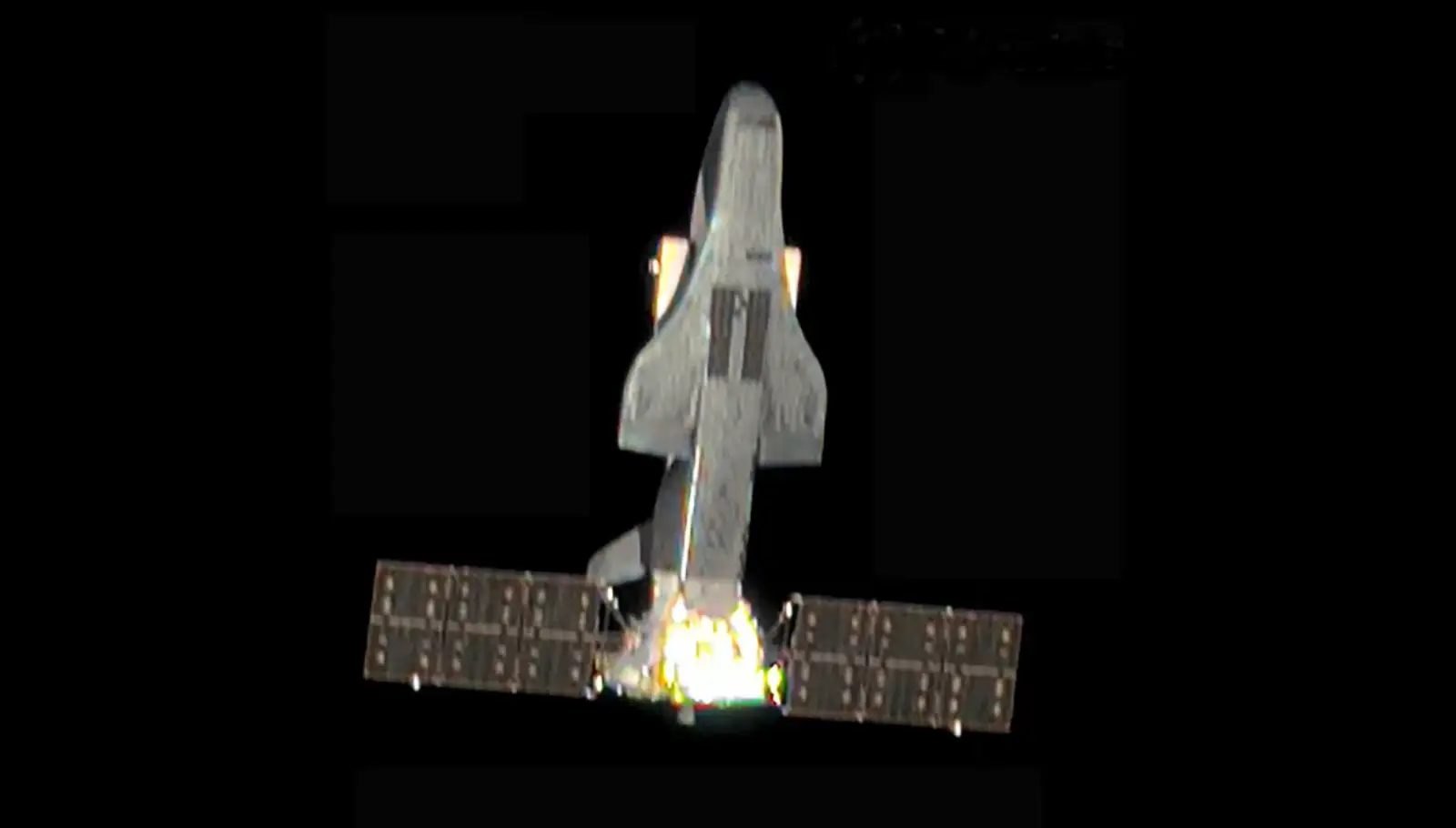 Предположительно, китайский космический самолет. 