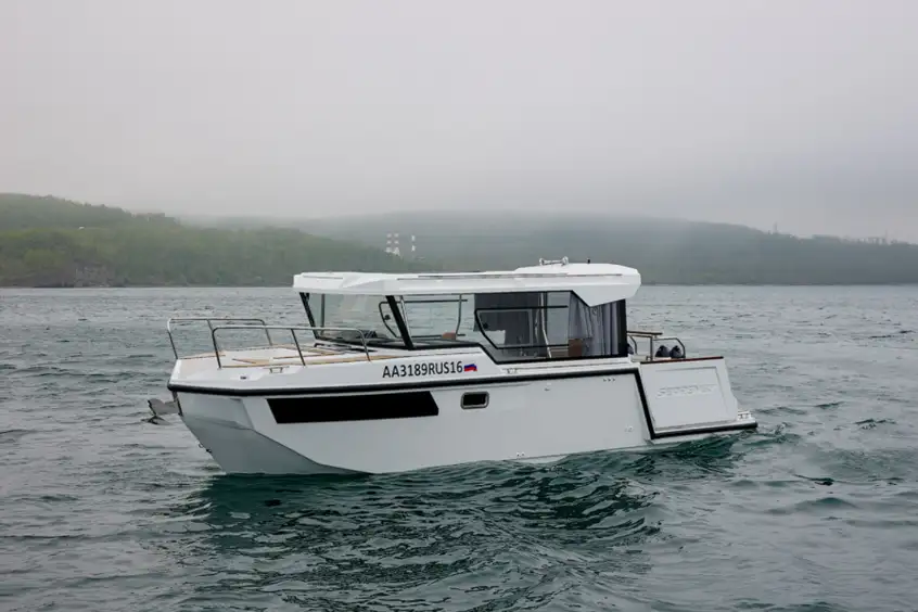 Российский катер SEARENE 745 CREW CABIN. Российский катер SEARENE 745 CREW CABIN.