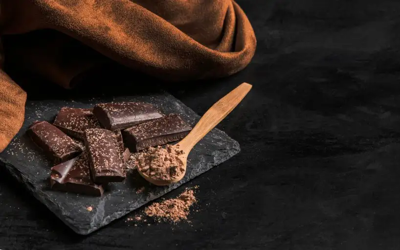 Темный шоколад.