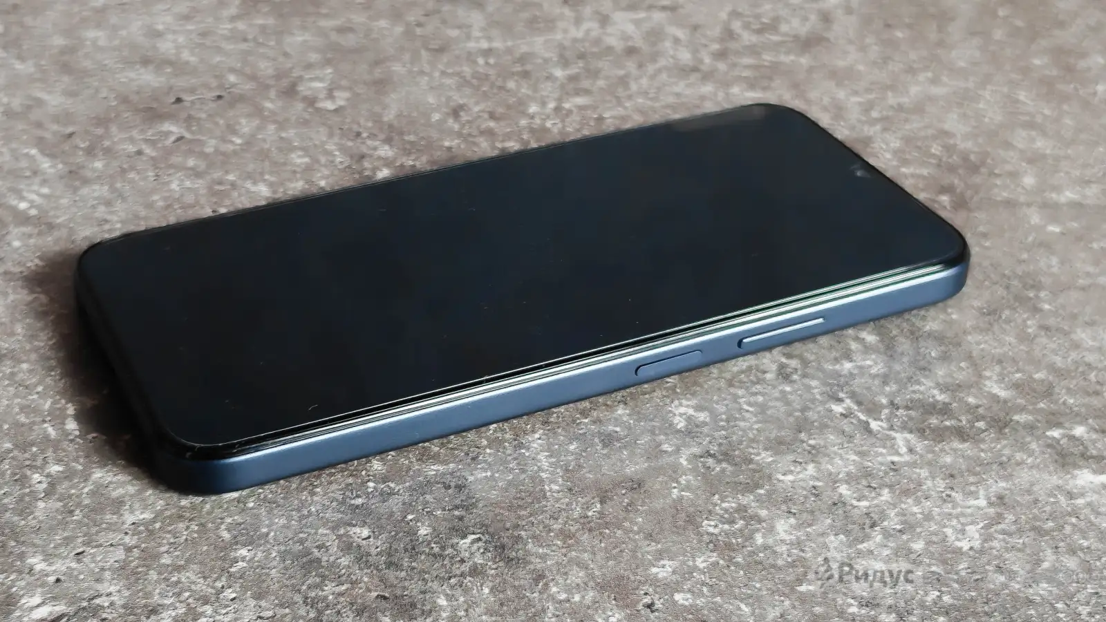 realme C100x. 