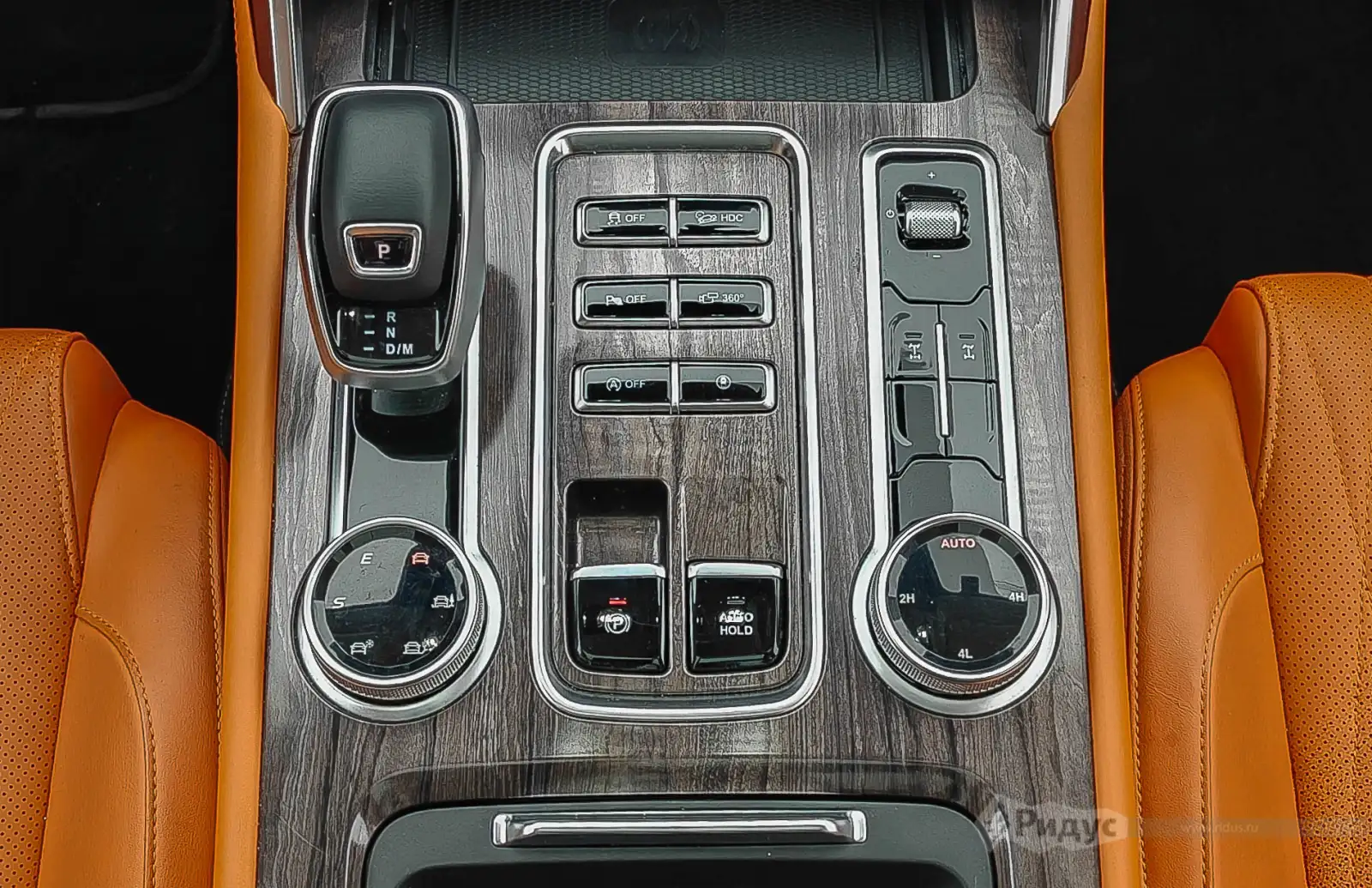 Foton Tunland V9, управление полным приводом.  