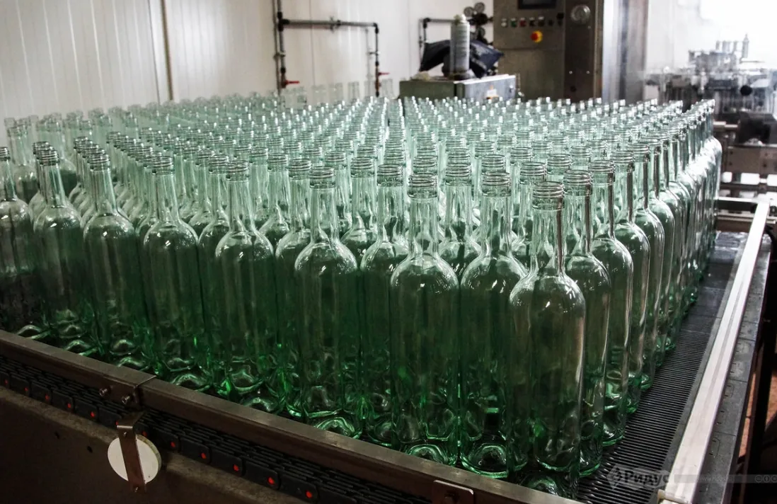 Бутылки для заливки вина. 