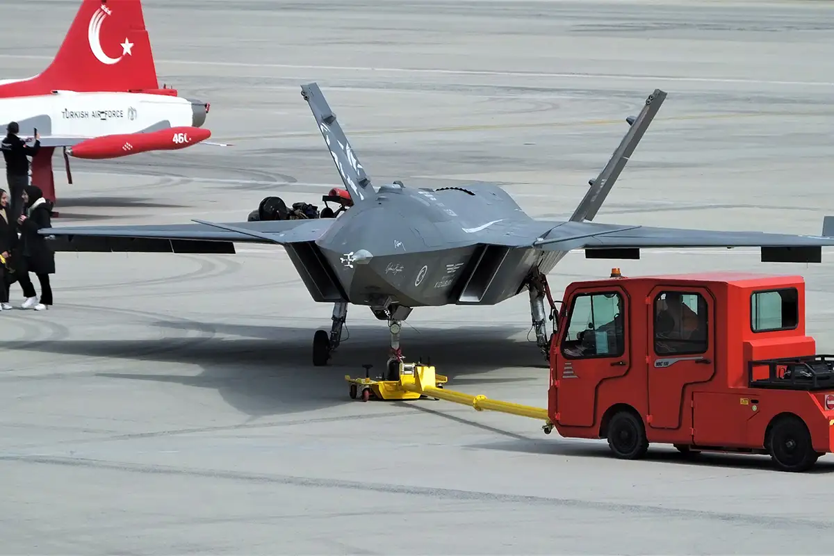 Bayraktar KIZILELMA. 