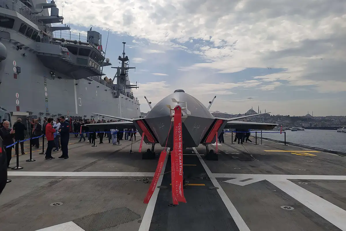 Bayraktar KIZILELMA. 