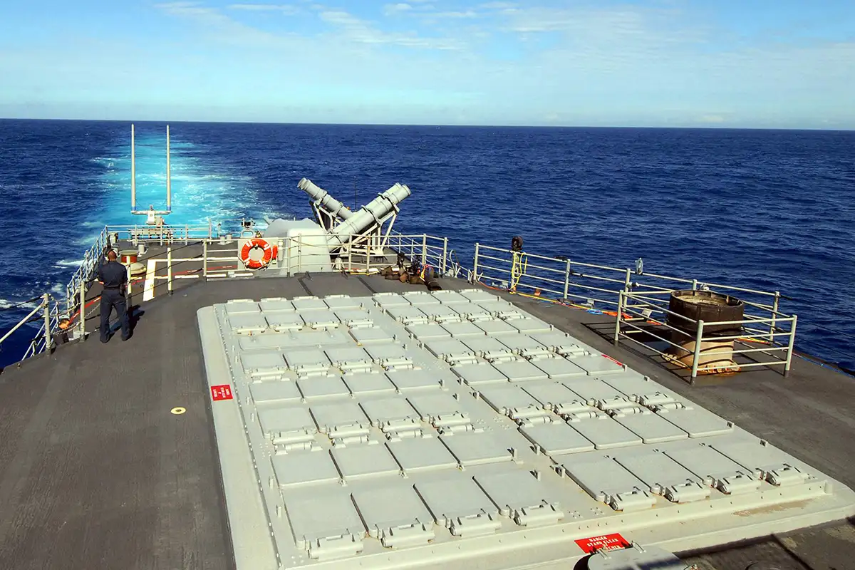 Кормовая УВП MK41. 