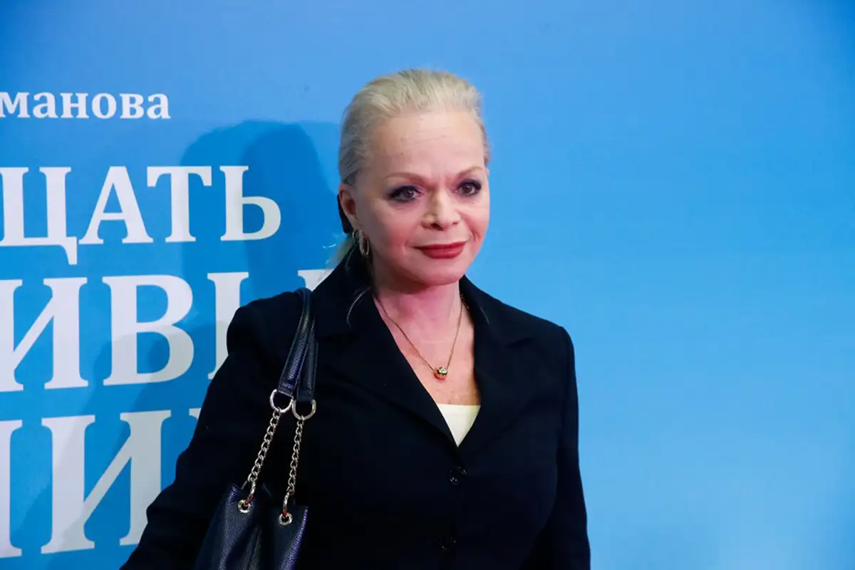 Лариса Долина. 