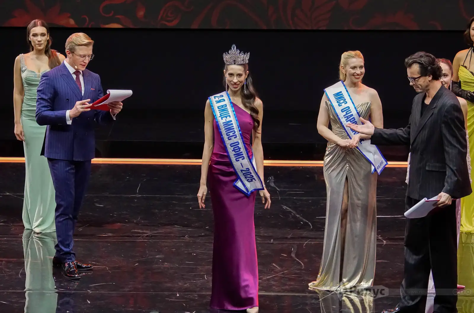  «Мисс-офис 2025». 