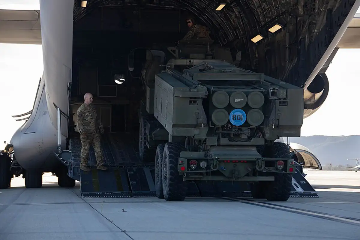 РСЗО Himars. 