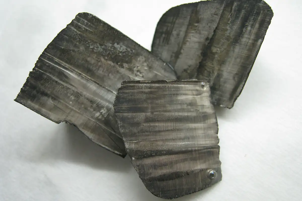 Образец лития. 