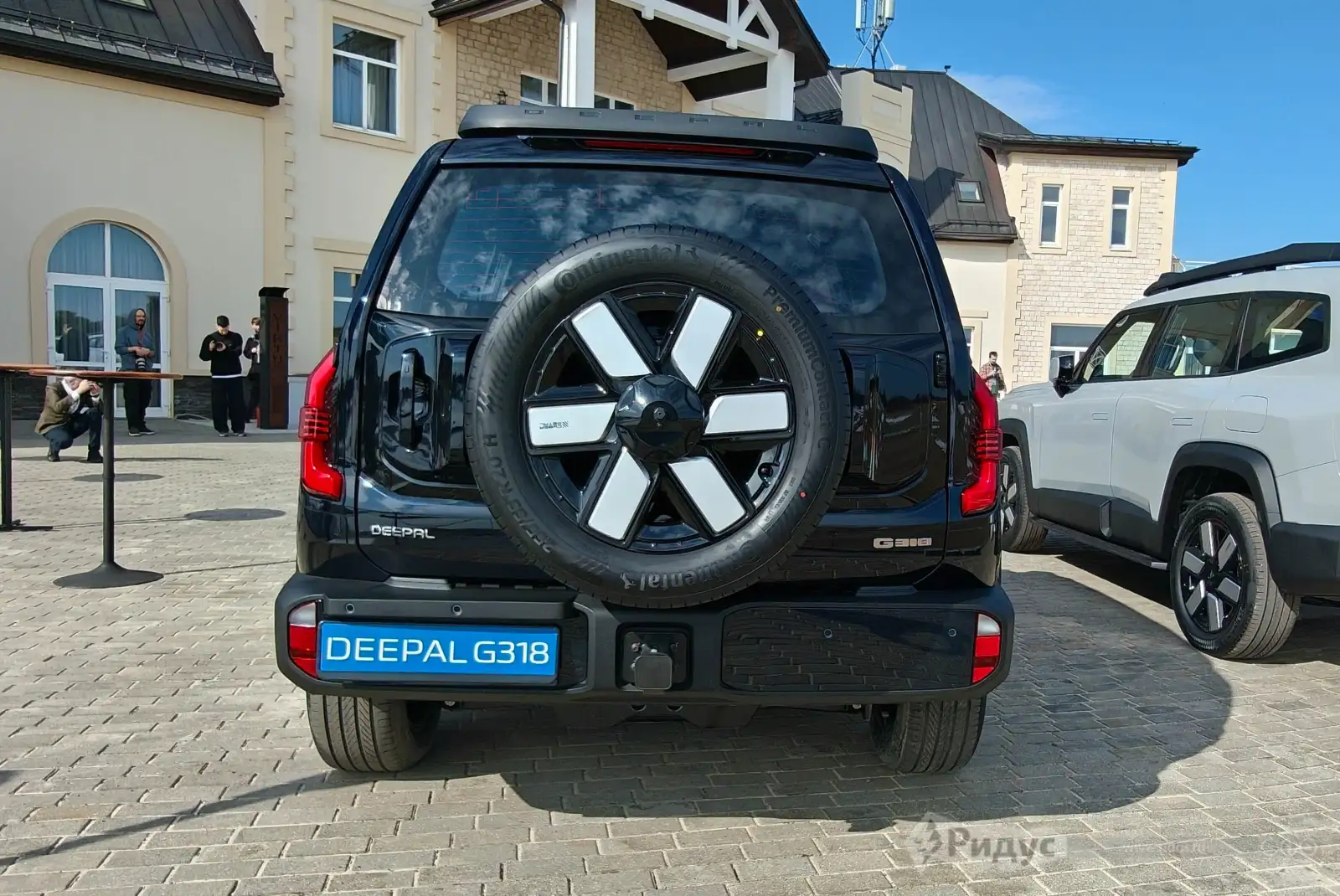 Deepal G318, вид сзади.  