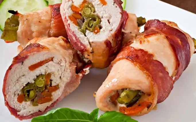 Куриный рулет.