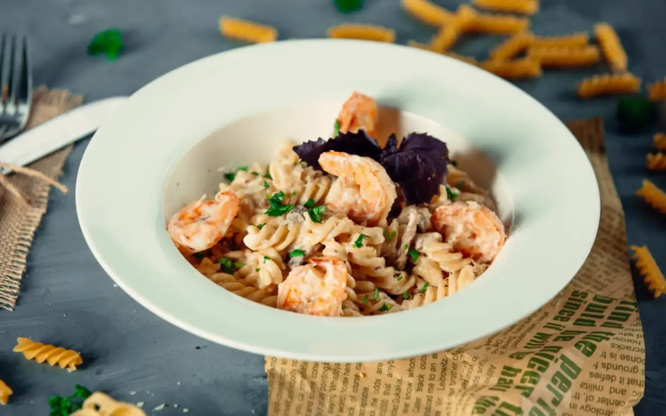 Паста с креветками.