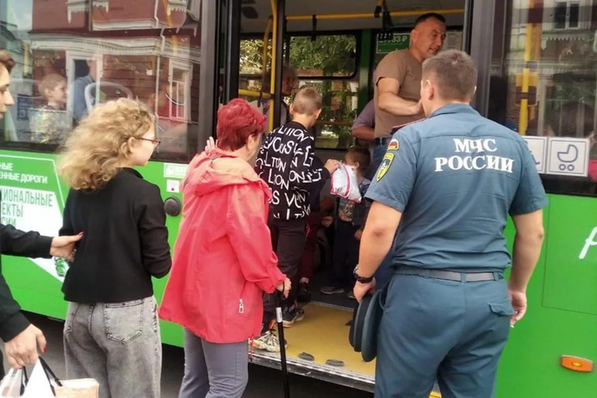 Эвакуация жителей  в Курской области.