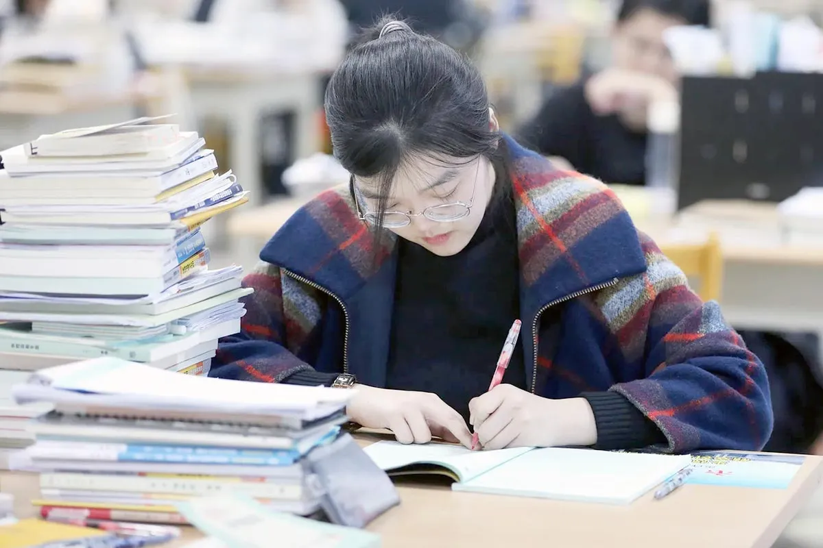 Китайские студенты.