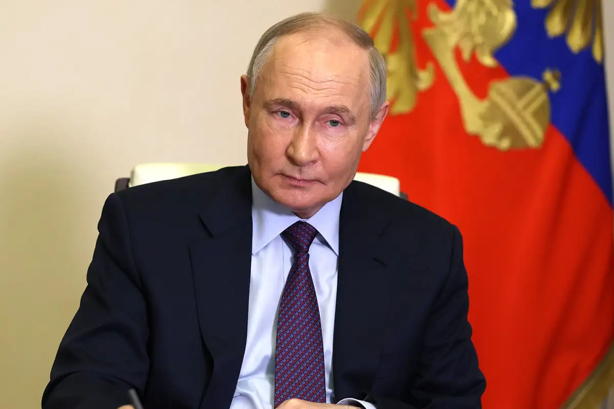Президент РФ Владимир Путин. Президент РФ Владимир Путин.