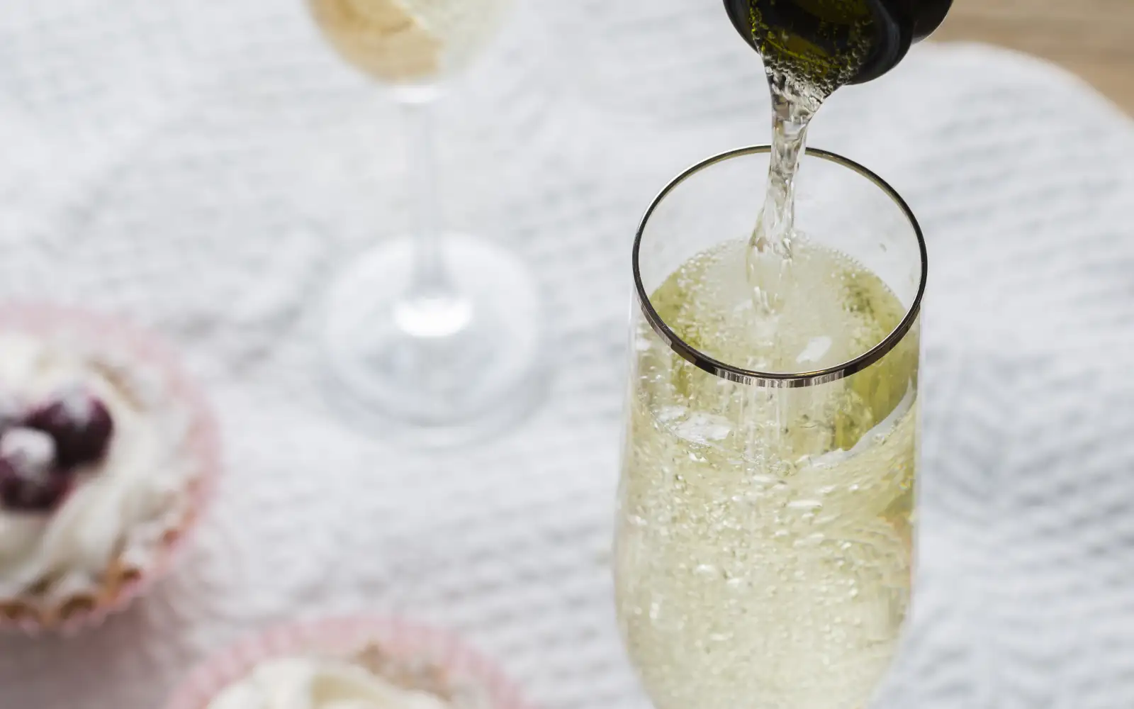 Игристое вино.