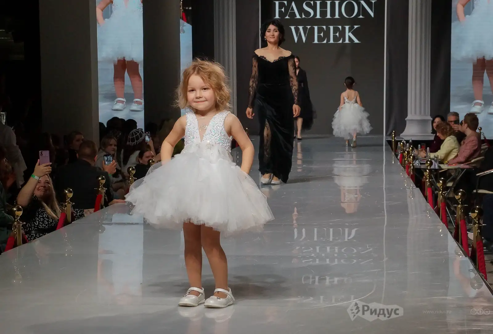 ESTET FASHION WEEK ВЕСНА - 2025. 