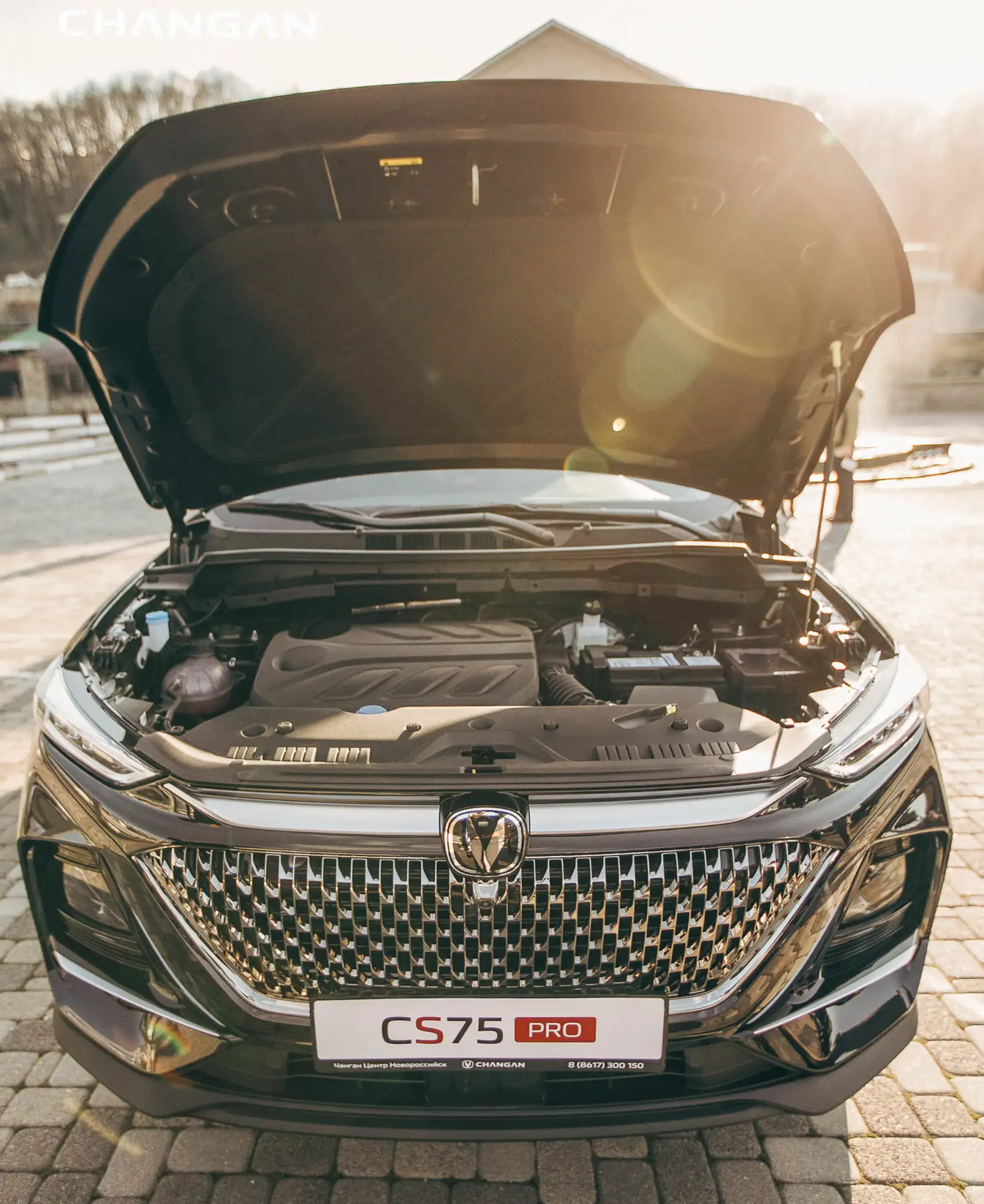 Кроссовер Changan CS75 PRO. 