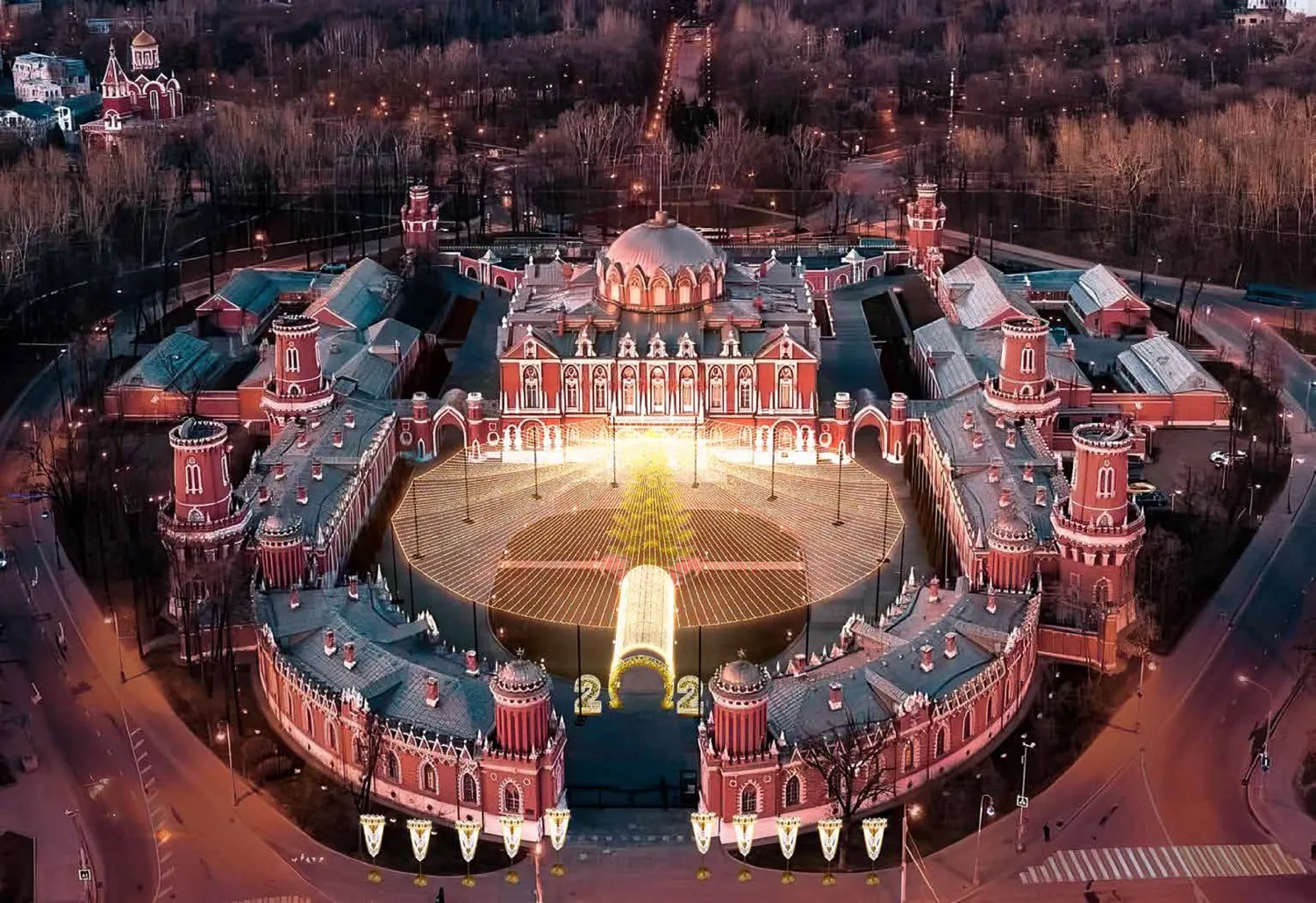 Новогодняя игра-путешествие в Петровском путевом дворце.