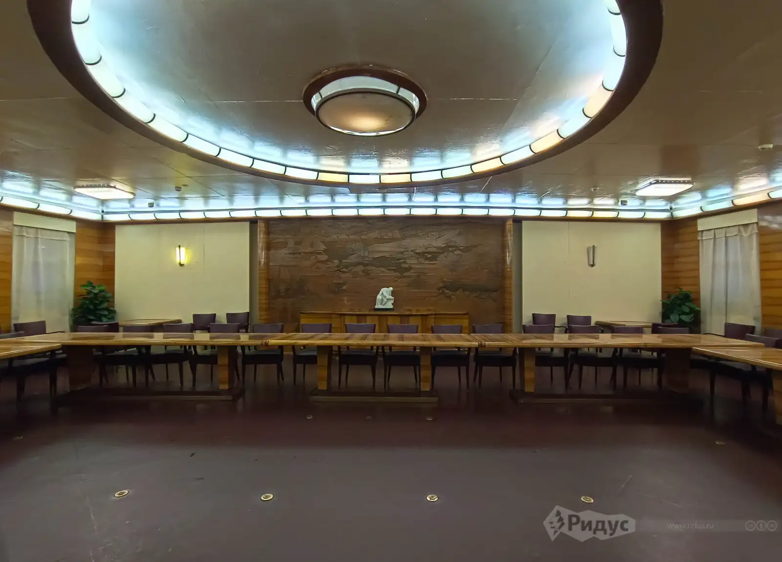 Атомный ледокол «Ленин», зал для торжественных мероприятий.  