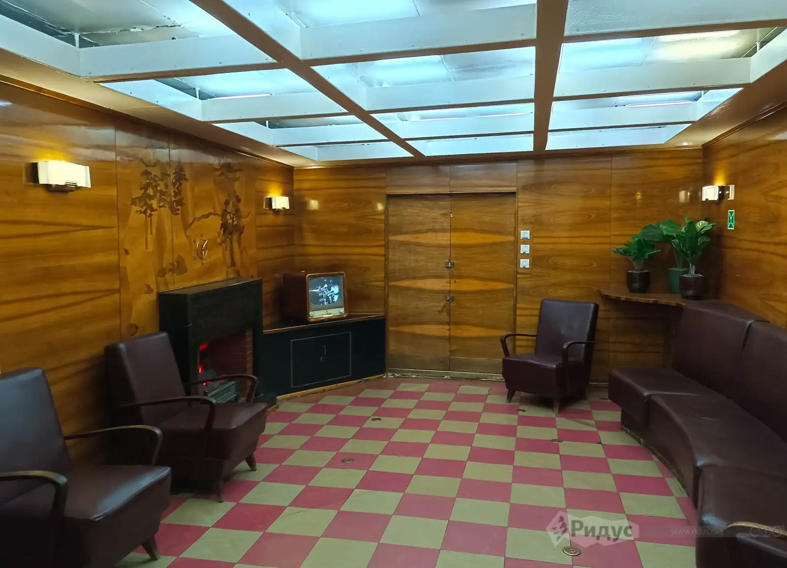 Атомный ледокол «Ленин», помещения высшего командного состава.  