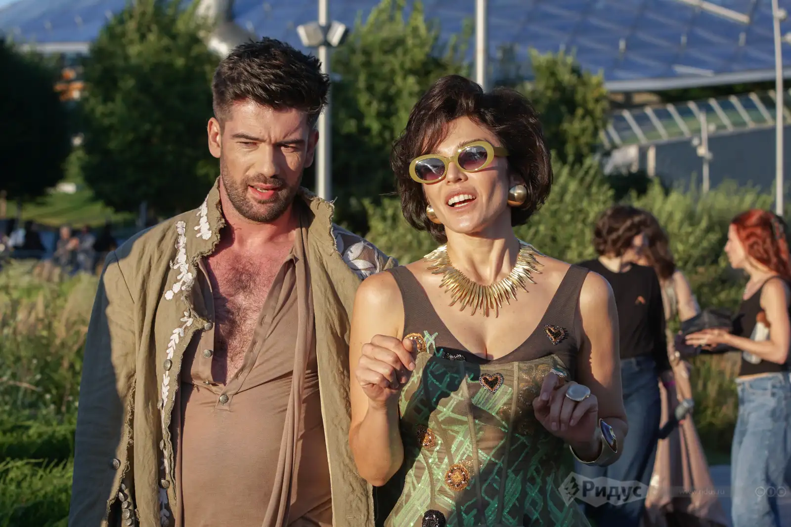 Московская неделя моды, коллекция «Анемоя» Юлии Далакян, Антон Лаврентьев и Алина Астровская.  