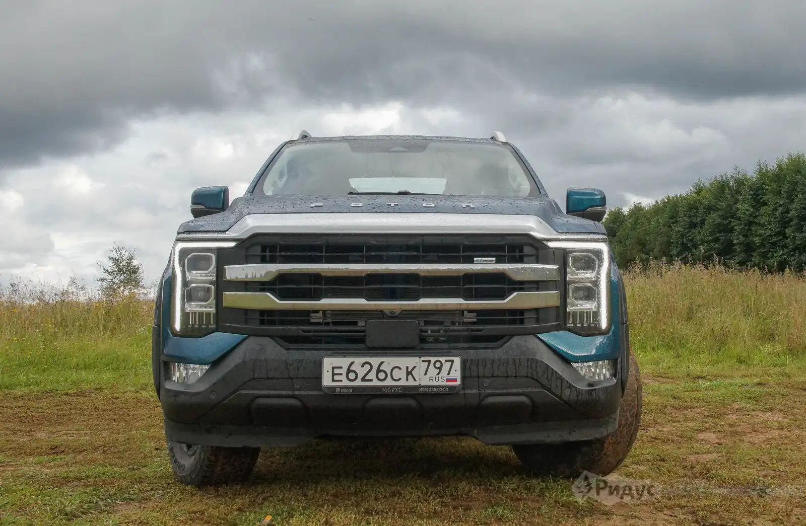 Foton Tunland V7, вид спереди.  