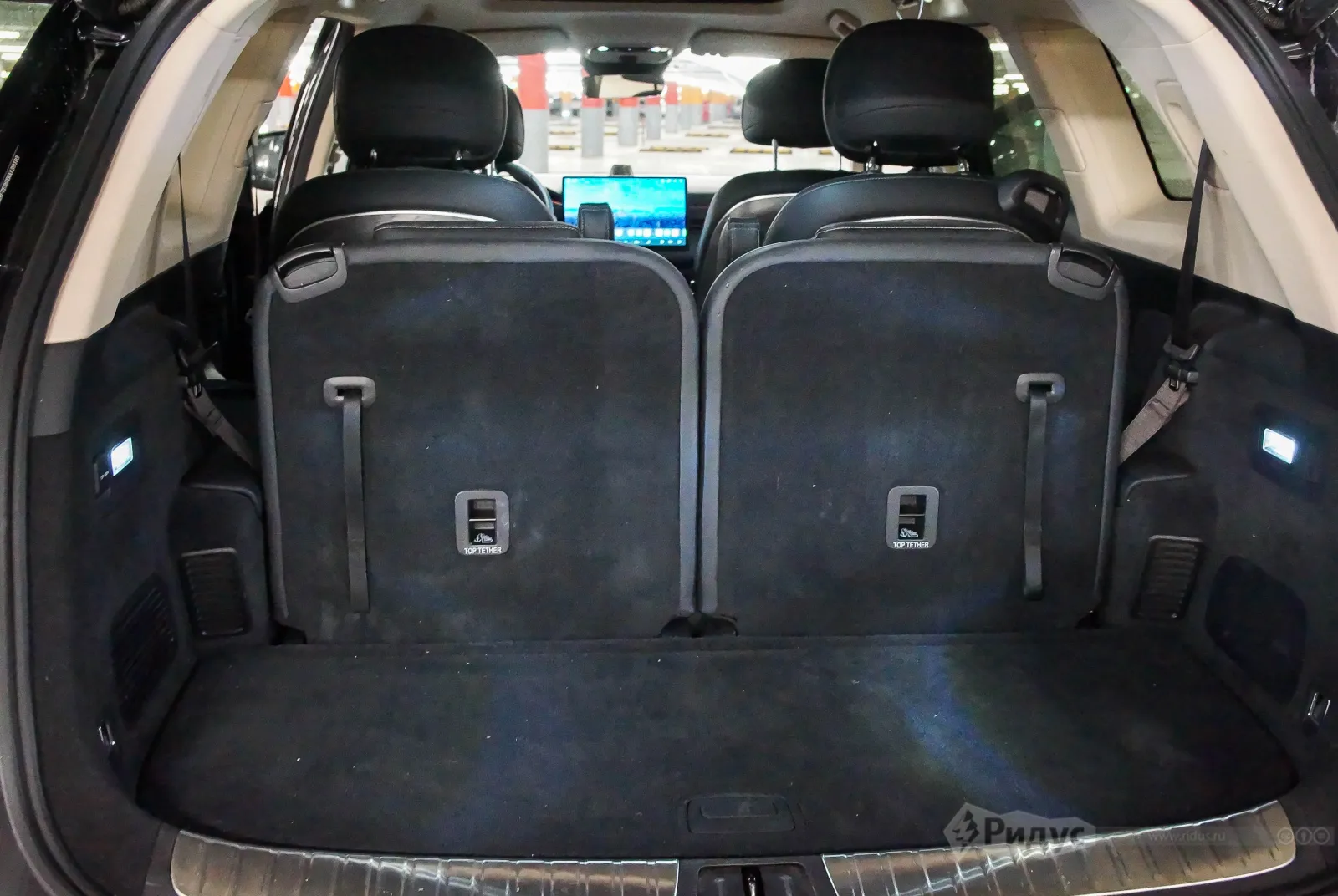 SERES M7, багажник. 