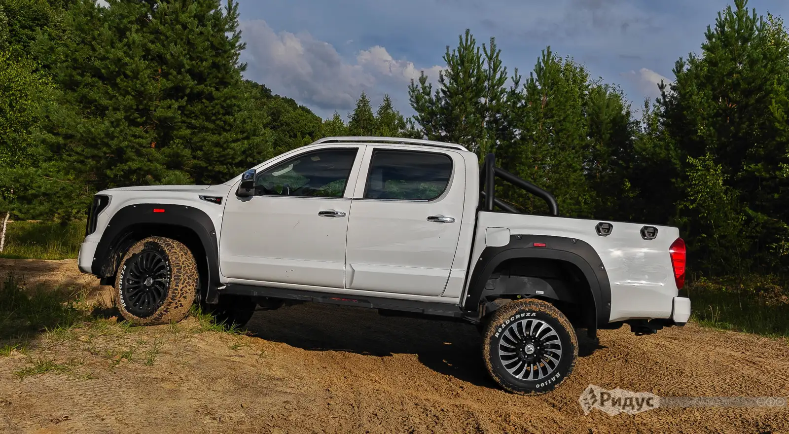 Foton Tunland G9. 